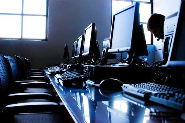 computers_club_services_hd-wallpaper-772061